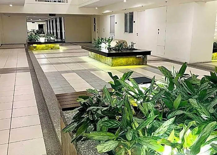 Hotel The Celandine Balintawak Quezon *